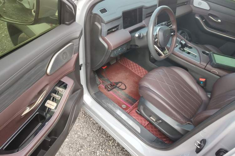 Used JETOUR X90 PRO 2024 2.0T DCT Prestige 7-Seater