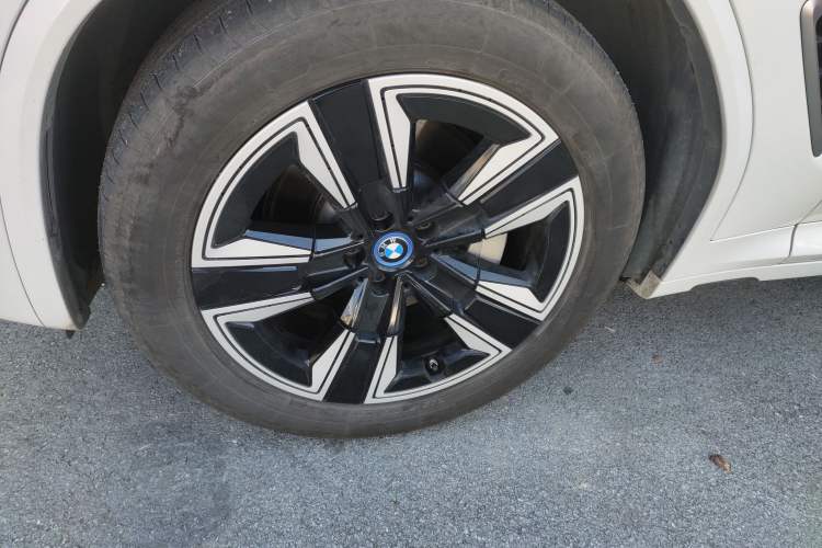 Used BMW iX3 2022 Updated Leading Version
