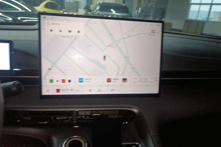 Used  E5 2024 530 km Exploration+ Version