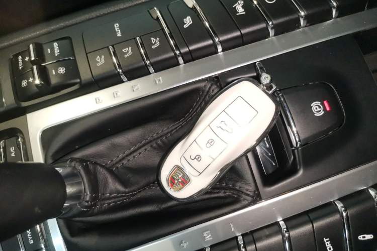 Used Porsche Macan 2018 Macan 2.0T