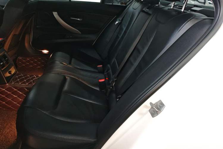 Used BMW 3 Series 2016 320Li Fashion Model
