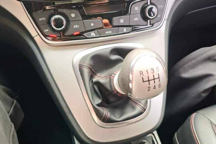 Used Haval M6 2017 1.5T Manual Two-Wheel Drive Elite Model
