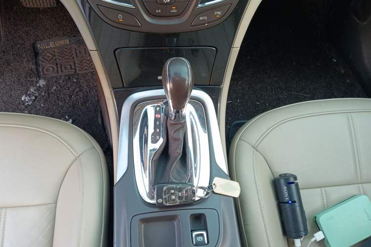 Used Buick Regal 2015 2.0L Elite Fashion Edition
