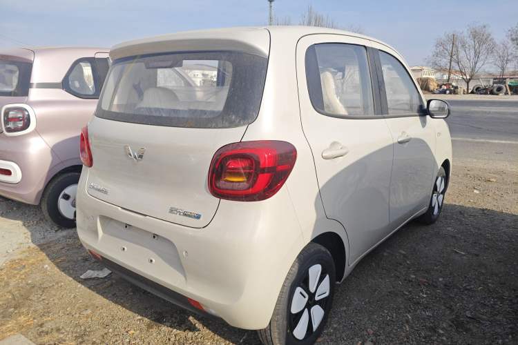 Used Wuling Hongguang MINIEV 2025 Four-Door Version Advanced Edition
