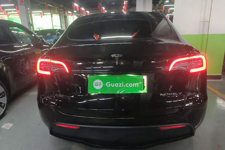 Used Tesla Model Y 2022 Rear-Wheel-Drive Version
