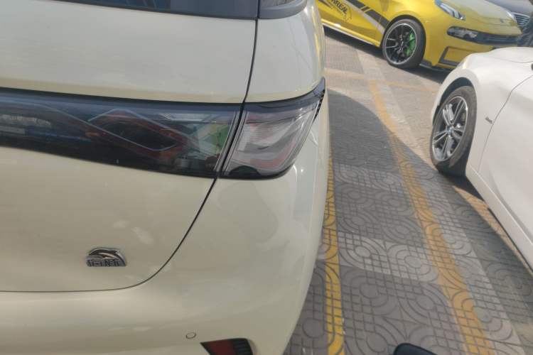 Used BYD Dolphin 2023 420 km Fashion Edition