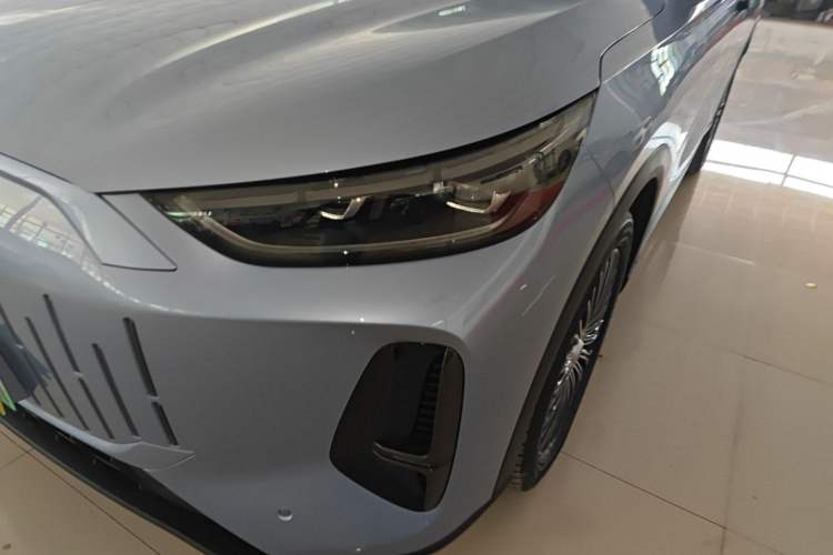 Used Chery Fengyun T9 2024 120 Long-Range Flagship Version 7 Seats Ternary Lithium
