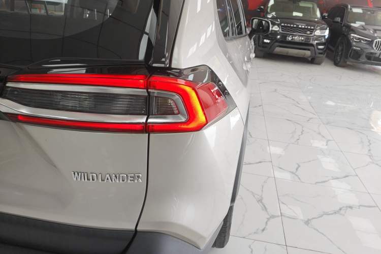 Used Toyota Wildlander 2020 2.0L CVT Two-Wheel Drive Luxury Edition