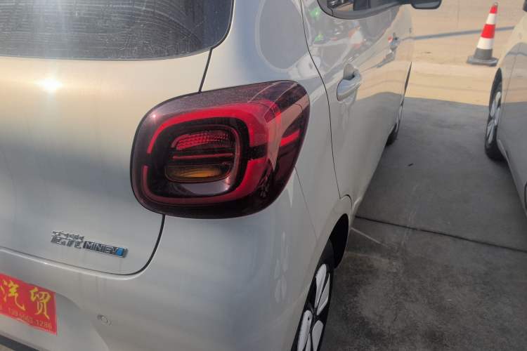 Used Wuling Hongguang MINIEV 2025 Four-Door Version Advanced Edition
