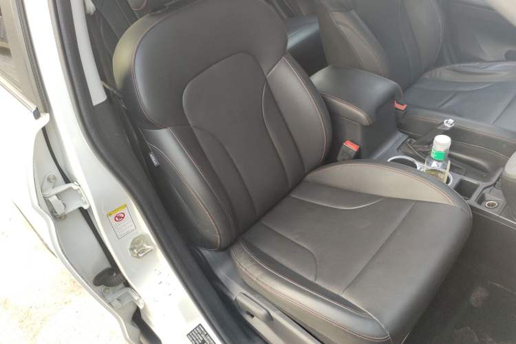 Used Haval M6 2018 Revised Version 1.5T DCT Two-Wheel Drive Elite Edition
