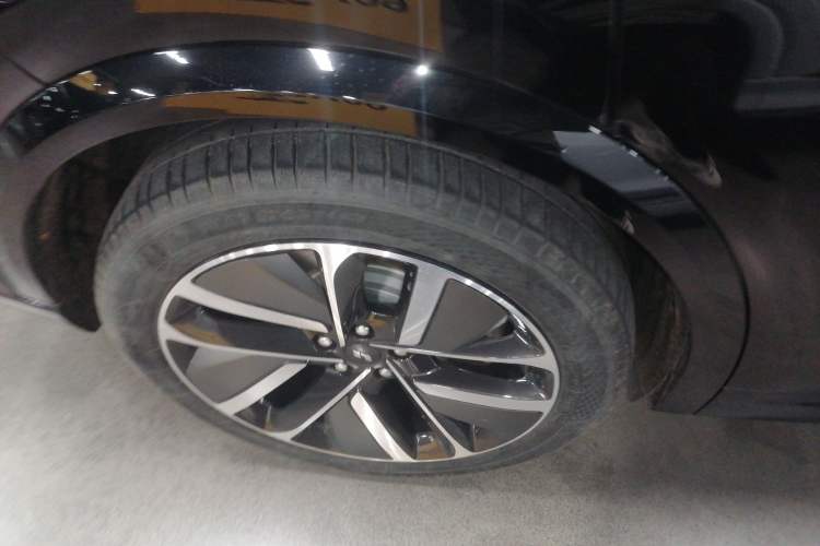 Used Li Auto L9 2023 Pro Model
