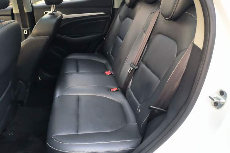 Used MG ZS 2018 1.5L Automatic Luxury Edition China V Standard