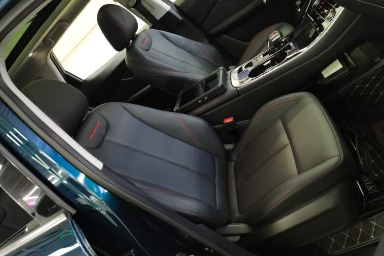 Used FORTHING T5 EVO 2021 1.5TD DCT Diamond Edition
