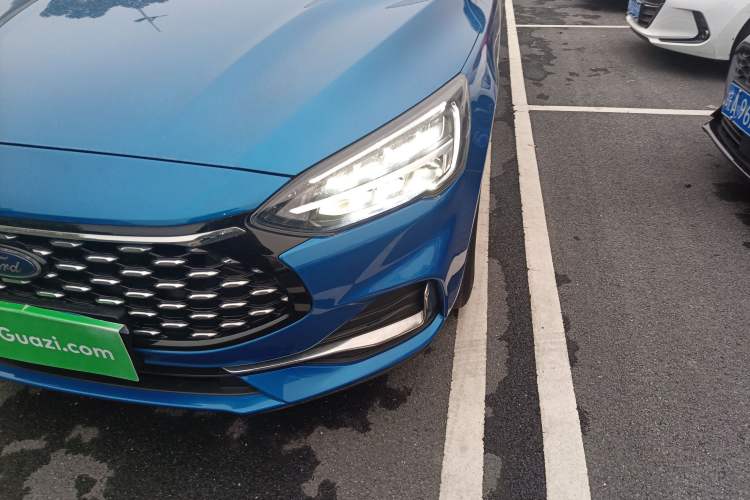 Used Ford Focus 2021 Sedan EcoBoost 180 Automatic Trendy Model
