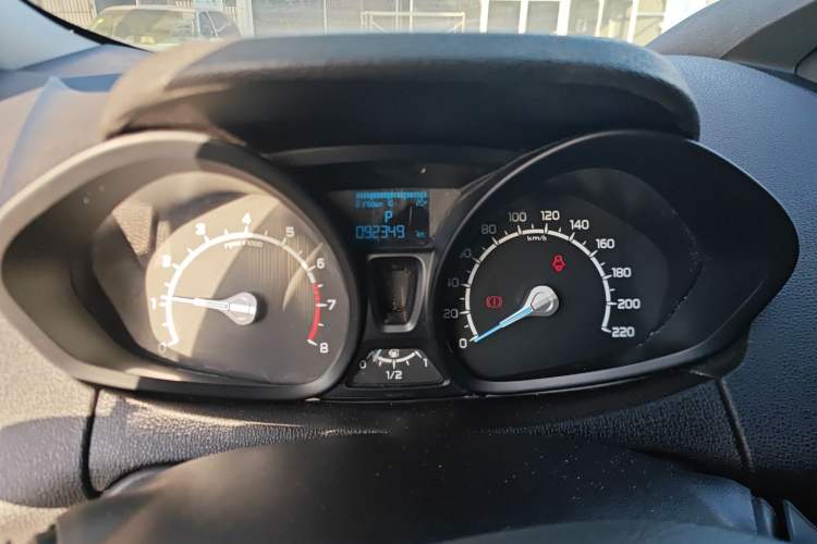 Used Ford EcoSport 2013 1.5L Automatic Fashion Model
