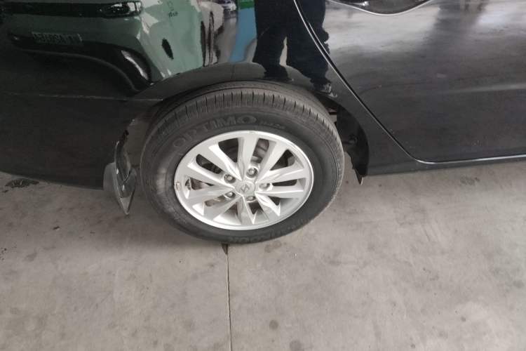 Used Hyundai Celesta 2015 1.6L Automatic Comfort Model