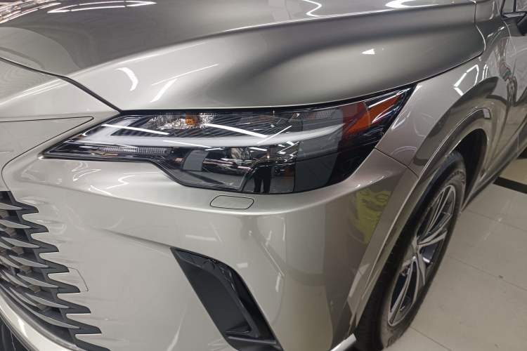 Used Lexus RX 2023 350h Two-Wheel Drive Enjoyment Version
