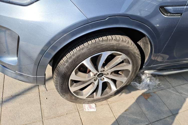 Used Land Rover Discovery Sport 2020 249 PS R-Dynamic Performance Edition