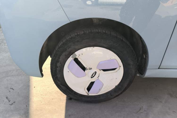 Used Chery QQ Ice Cream 2022 170km Sundae Phosphate Lithium-Ion
