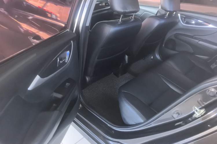 Used Honda Crider 2015 1.8L automatic comfort version