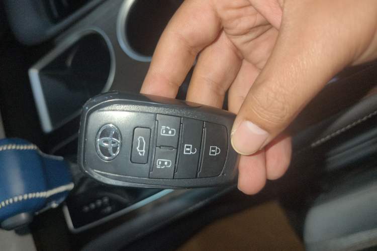 Used Toyota Sienna 2023 2.5L Hybrid Comfort Edition
