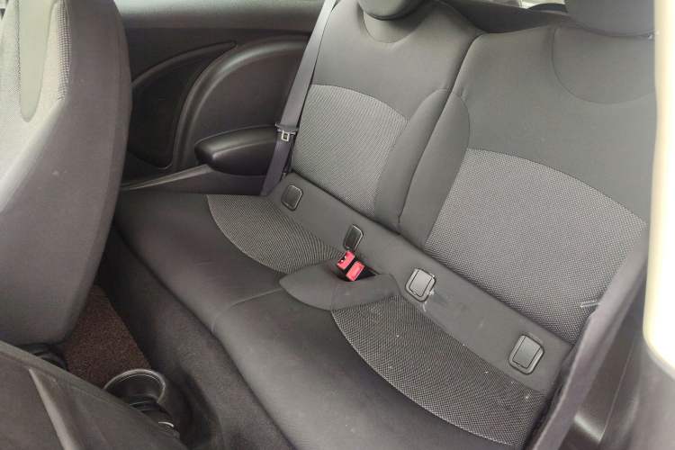 Used MINI MINI 2011 1.6L ONE
