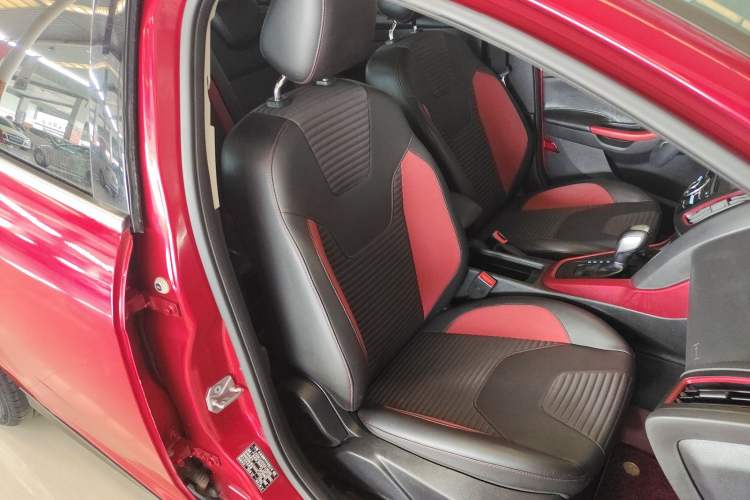 Used Ford Focus 2020 Hatchback Classic 1.5L Automatic Trendy Model
