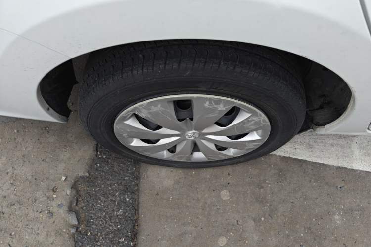 Used Toyota YARiS L 2019 1.5E CVT Dynamic Edition China VI compliant
