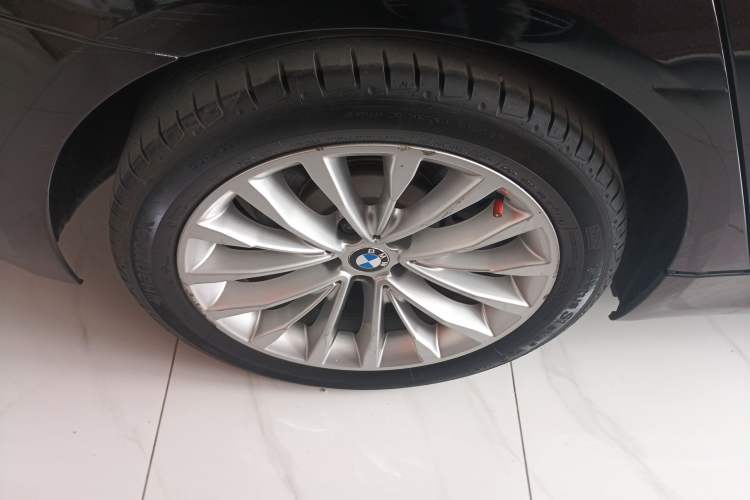 Used BMW 5 Series 2018 525Li Luxury Package