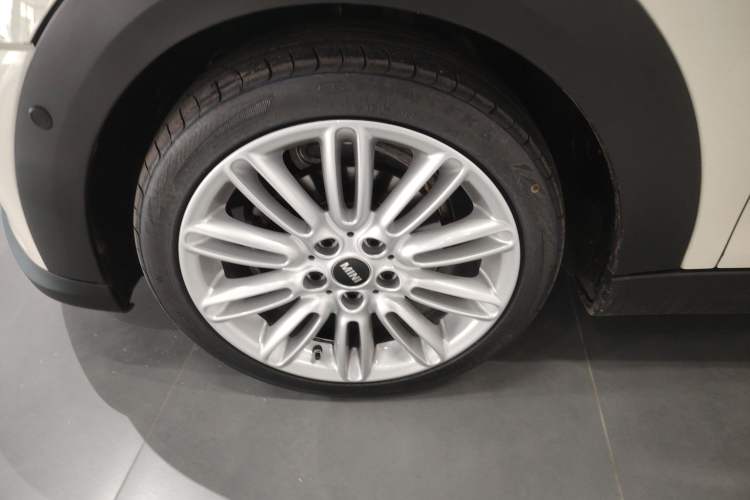 Used  MINI 2022 Updated 1.5T COOPER Classic Edition Five-Door Version
