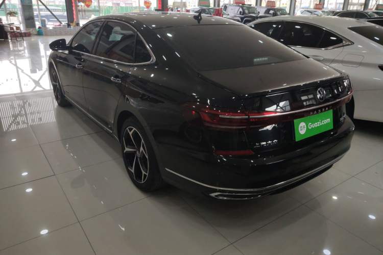 Used Volkswagen Passat 2023 Restyled 330TSI Starry Luxury Edition
