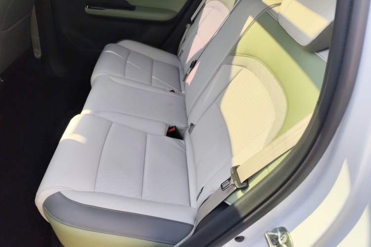 Used AION Y 2023 Plus 510 Smart Edition