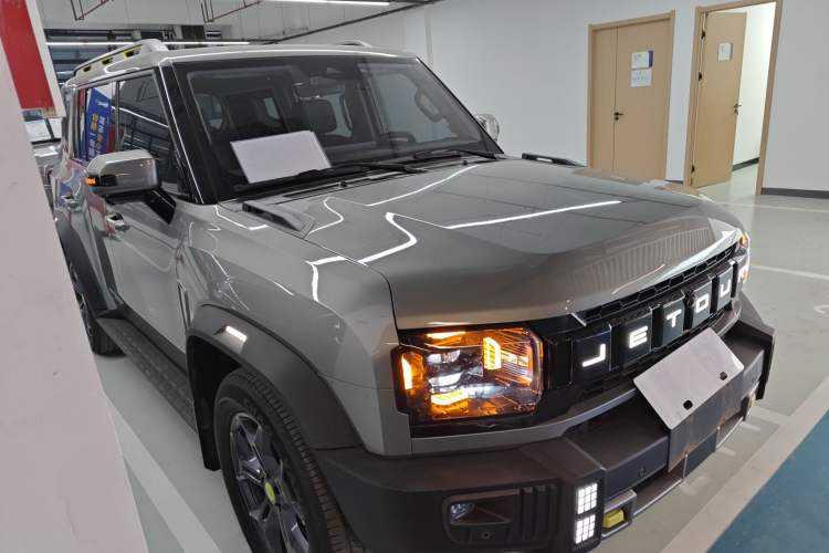 Used JETOUR Traveler 2023 2.0T All-Wheel-Drive CrossPRO
