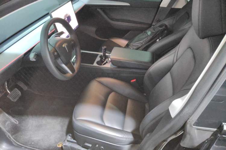 Used Tesla Model Y 2023 Rear-Wheel-Drive Version