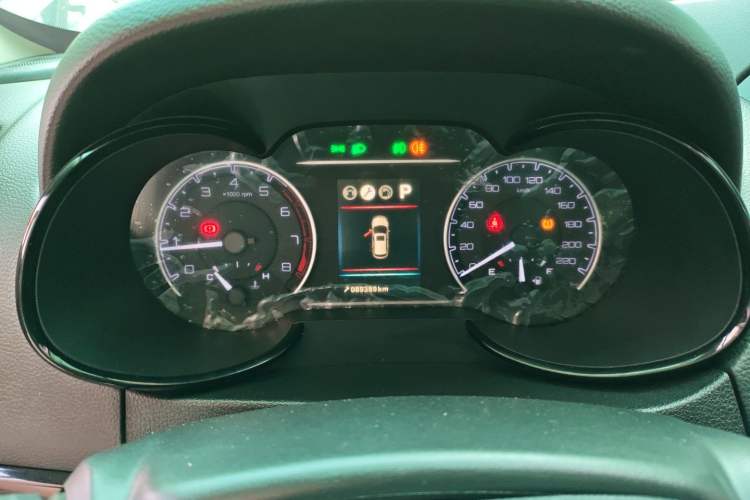 Used Dongfeng Aeolus AX7 2018 Classic 1.6T Automatic Luxury Model