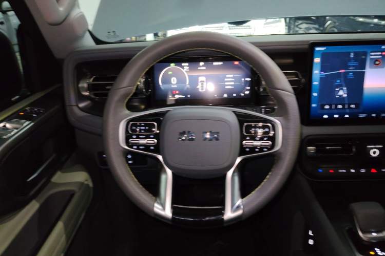 Used Beijing Auto BJ40 2024 2.0T All-New Ring of the Taklamakan Champion Edition
