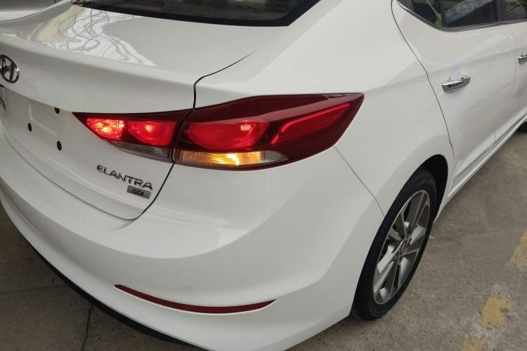 Used Hyundai Elantra 2016 1.6L Automatic ZhiXuan – Elite Version

