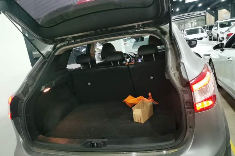 Used Nissan Qashqai 2017 2.0L CVT Smart Enjoyment Version China V Standard
