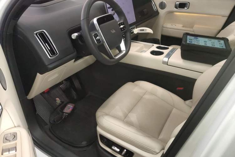 Used Li Auto L7 2023 Pro Model
