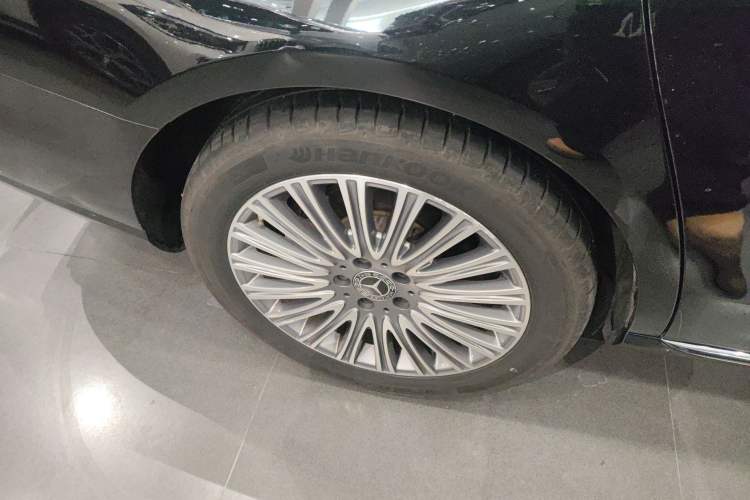 Used Mercedes-Benz E-Class 2021 E 300 L Luxury Model
