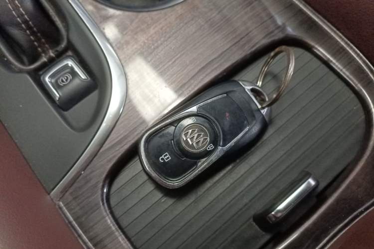 Used Buick Envision 2016 20T Two-Wheel-Drive Elite Model
