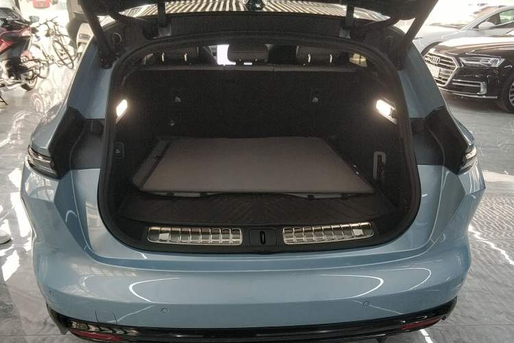 Used Nio ET5T 2025 75 kWh Touring
