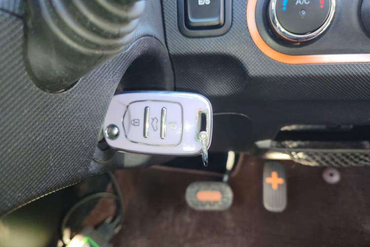 Used Wuling Hongguang MINIEV 2020 Freedom Version Lithium Iron Phosphate
