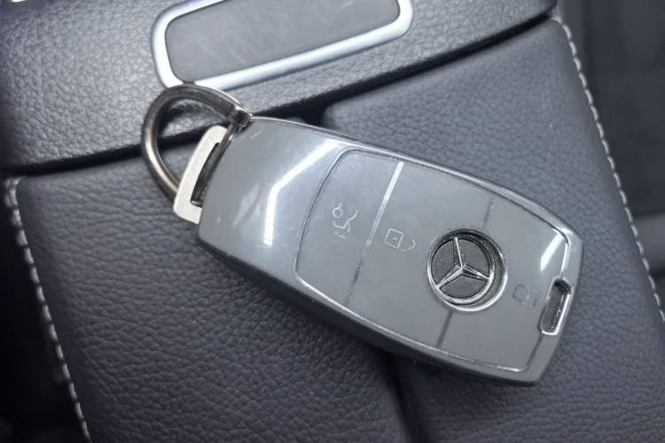 Used Mercedes-Benz A-Class 2022 Revised Version A 200 L Sport Sedan Fashionable Style