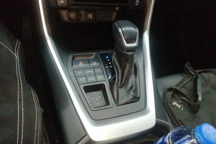 Used Toyota Wildlander 2023 2.0L CVT Four-Wheel Drive Luxury PLUS Edition
