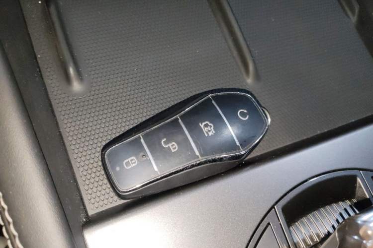 Used BYD Seal 06 New Energy 2024 DM-i 120KM Prestige Model
