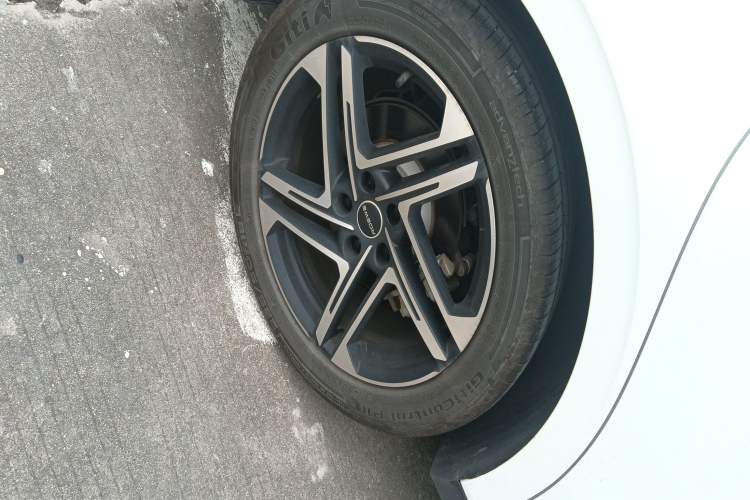 Used Roewe D7 2023 DMH 125km Excellence Edition