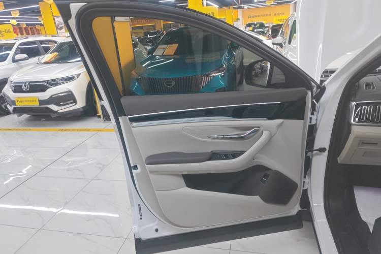 Used BYD Song PLUS New Energy 2025 DM-i 112KM Prestige Model
