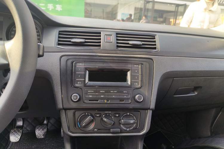 Used Volkswagen Santana 2018 1.5L Manual Fashion Edition
