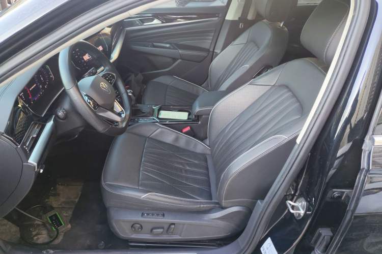 Used Volkswagen Passat 2023 Restyled 330TSI Starry Luxury Edition
